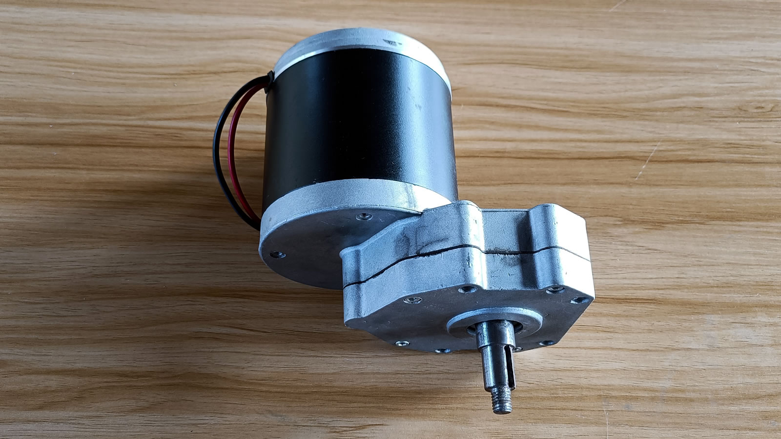 How to choose a high quality remote control lawn mower?