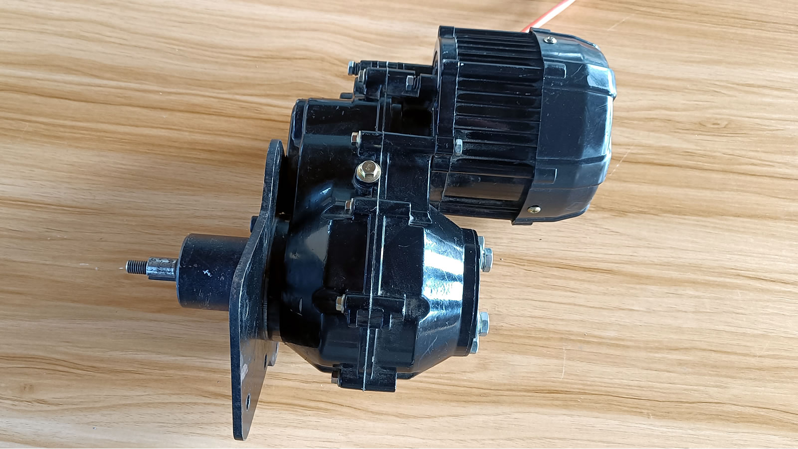 How to choose a high quality remote control lawn mower?