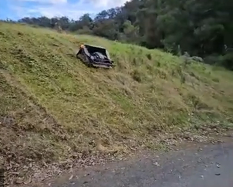 the JT800 Remote-Controlled Mower make Slope Mowing Made Easy in Australia