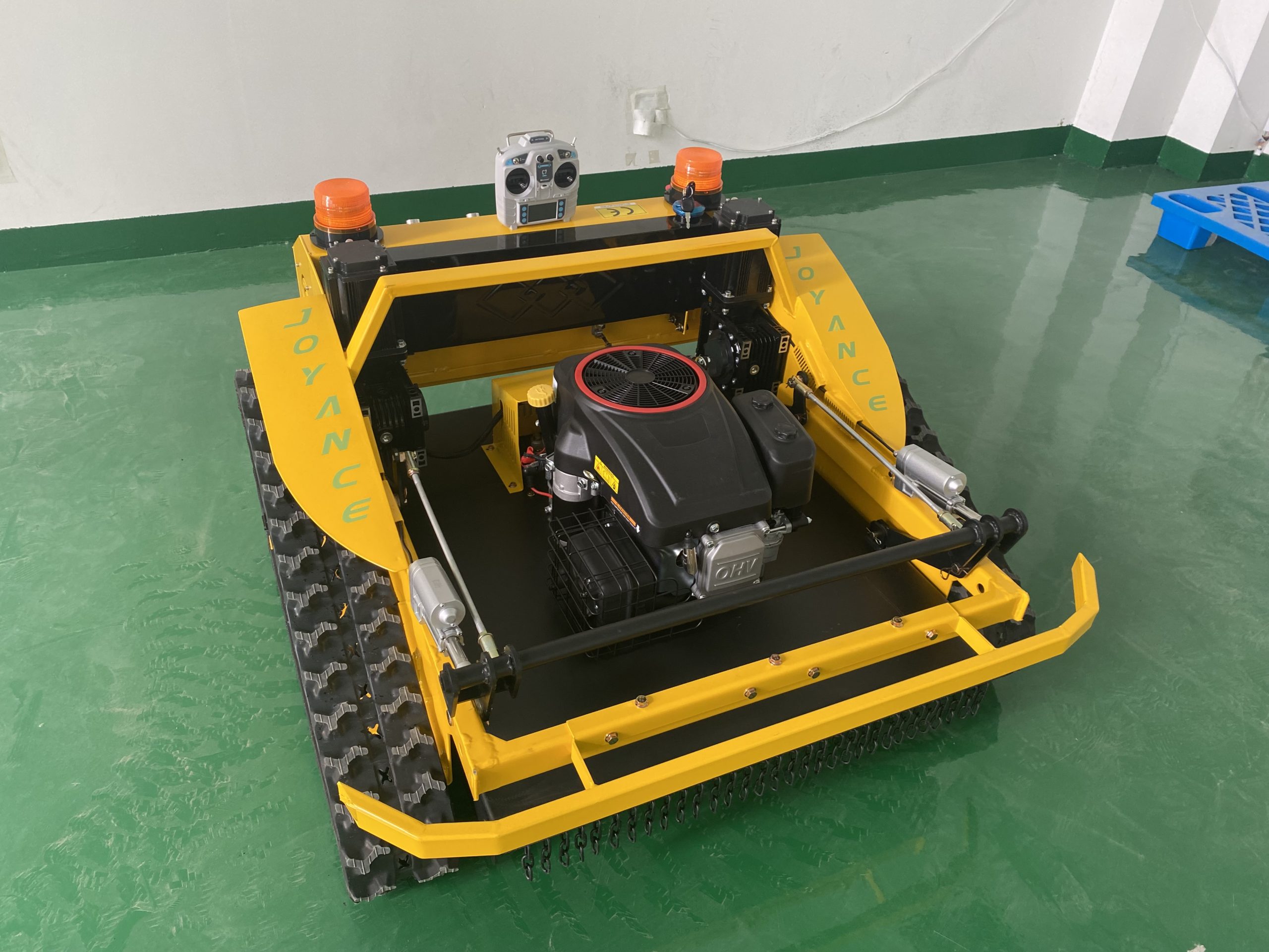 radio controlled slope lawn mower